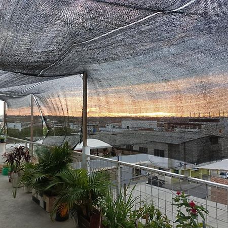 Hostal Venecia -Tu Casa En Manta. Εξωτερικό φωτογραφία