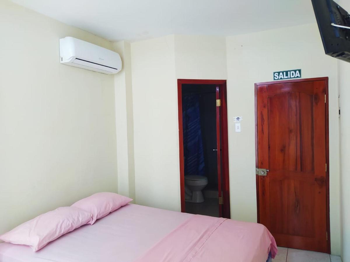 Hostal Venecia -Tu Casa En Manta. Εξωτερικό φωτογραφία