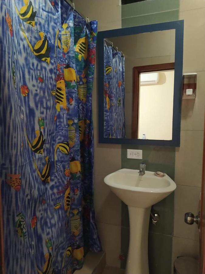 Hostal Venecia -Tu Casa En Manta. Εξωτερικό φωτογραφία