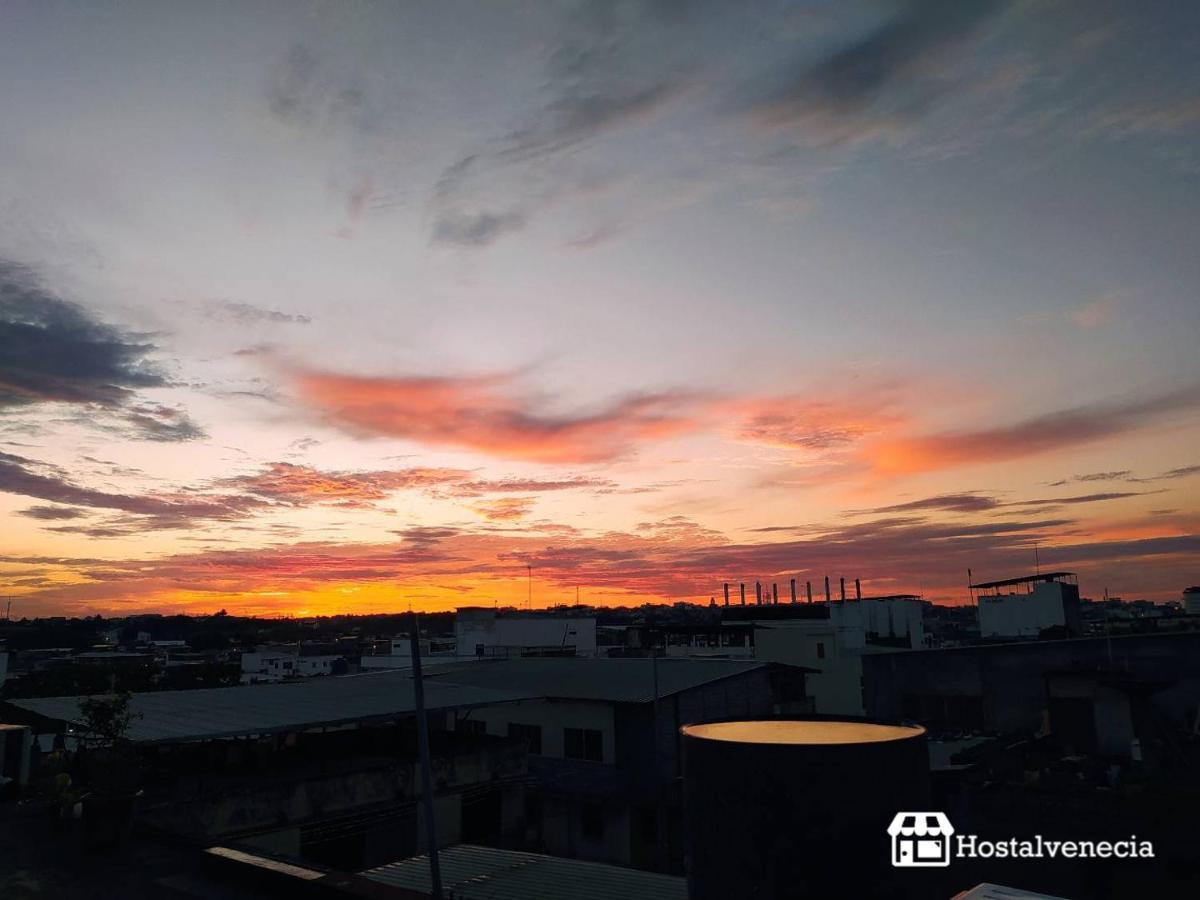 Hostal Venecia -Tu Casa En Manta. Εξωτερικό φωτογραφία