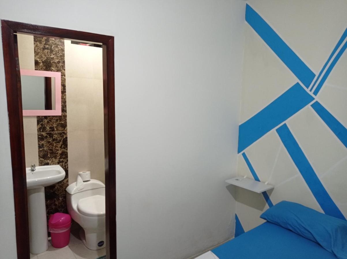 Hostal Venecia -Tu Casa En Manta. Εξωτερικό φωτογραφία
