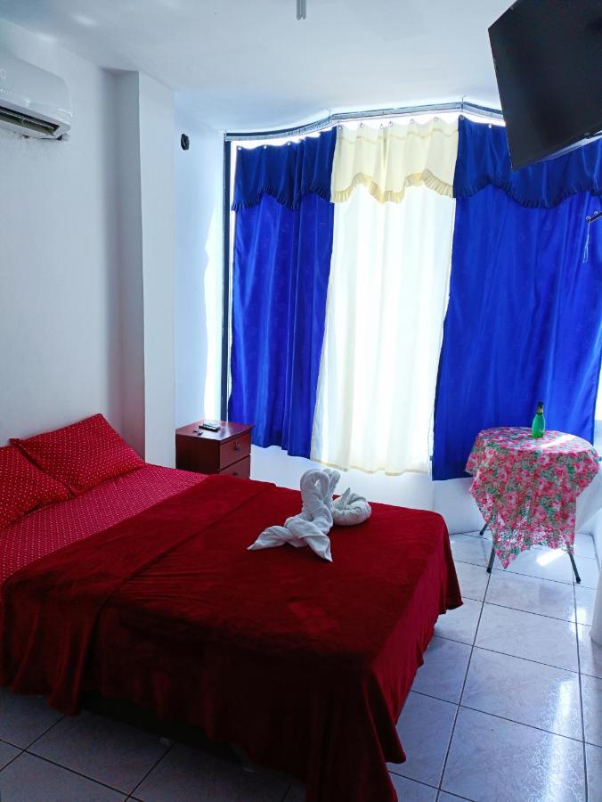 Hostal Venecia -Tu Casa En Manta. Εξωτερικό φωτογραφία